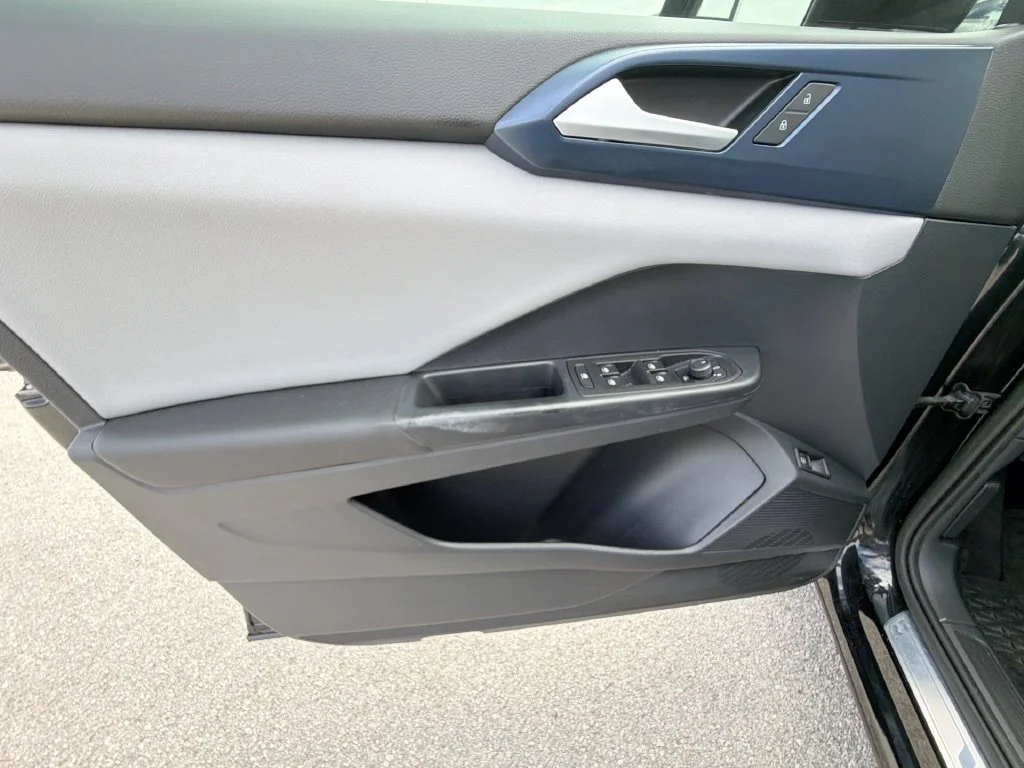 2023 Volkswagen Taos SE - Photo 27