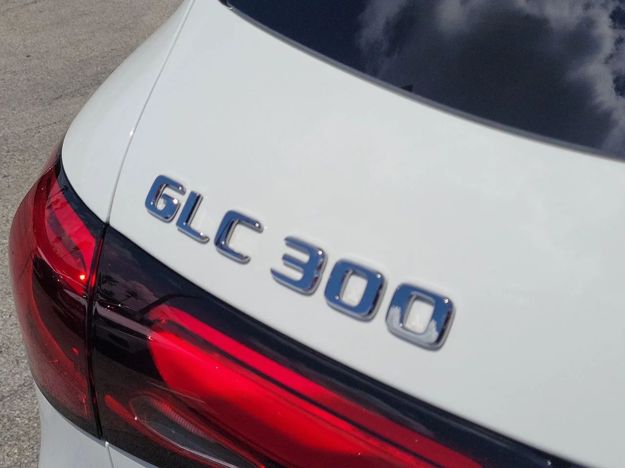 2026 Mercedes-Benz GLC Base - Photo 8