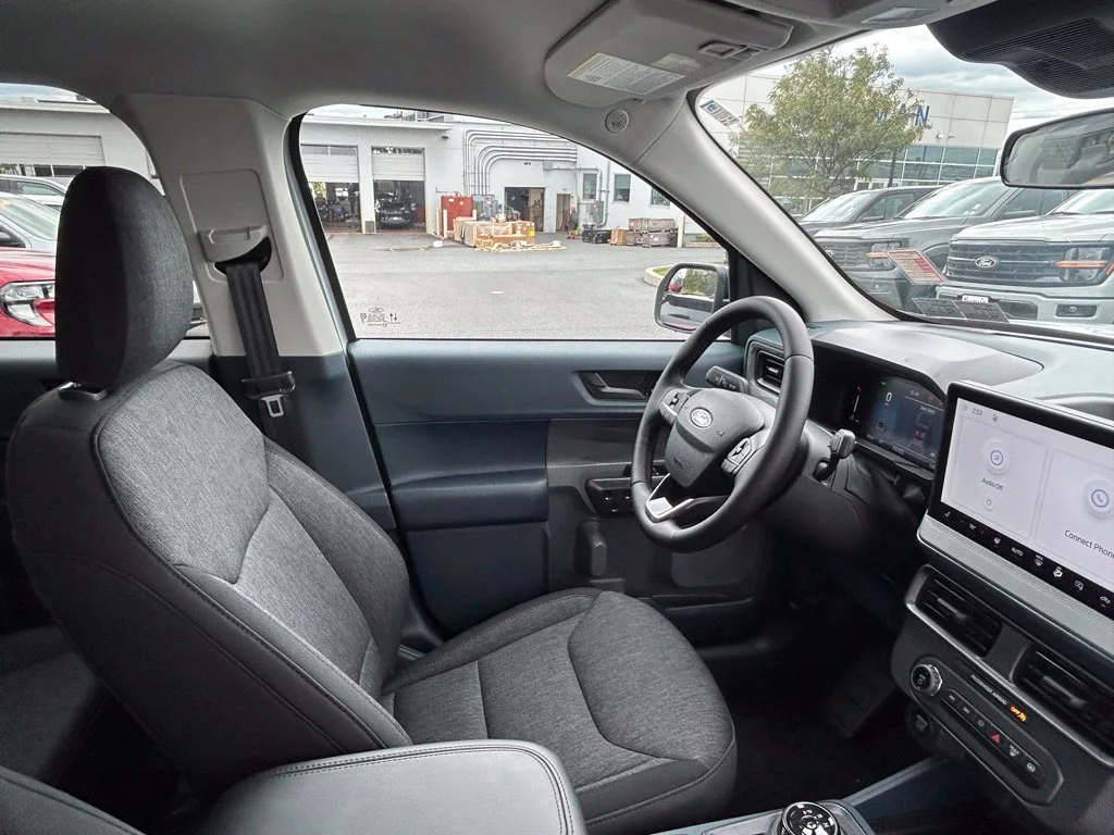 New 2026 Space White Metallic Ford XLT image 35