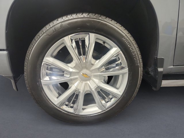 New 2026 Sterling Gray Metallic Chevrolet High Country image 14