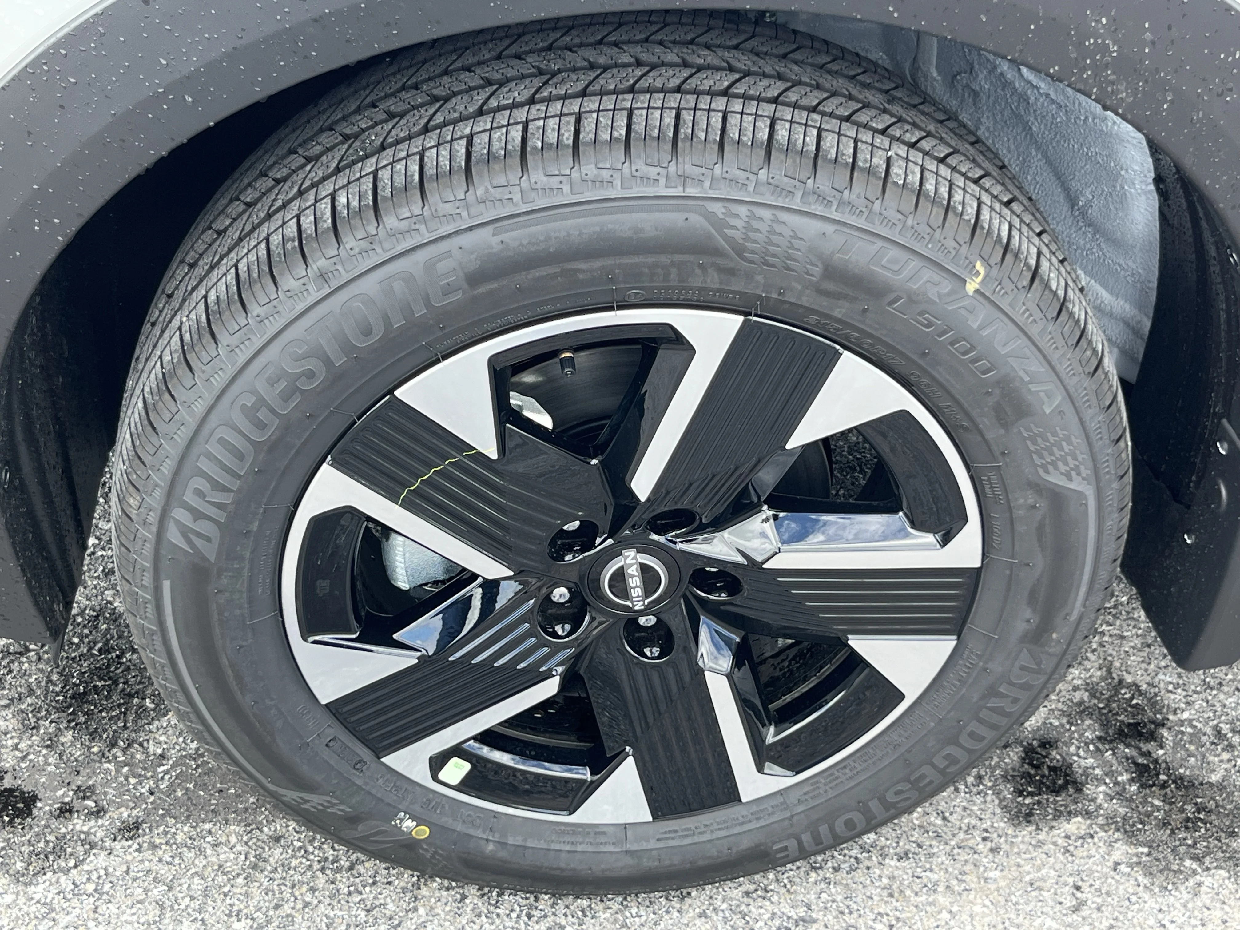 New 2026 Aspen White TriCoat Nissan SV image 13
