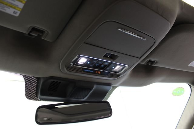 New 2026 Star White Metallic Tri-Coat Ford Platinum® image 22