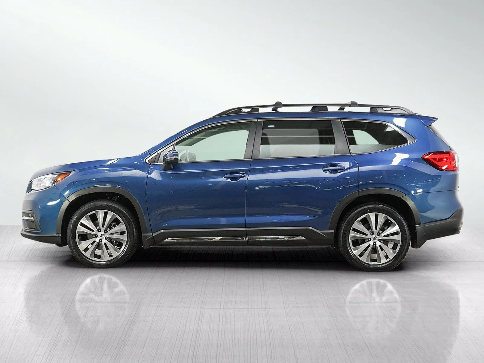 Used 2022 Subaru Ascent Limited with VIN 4S4WMAMD1N3458259 for sale in Wayzata, Minnesota