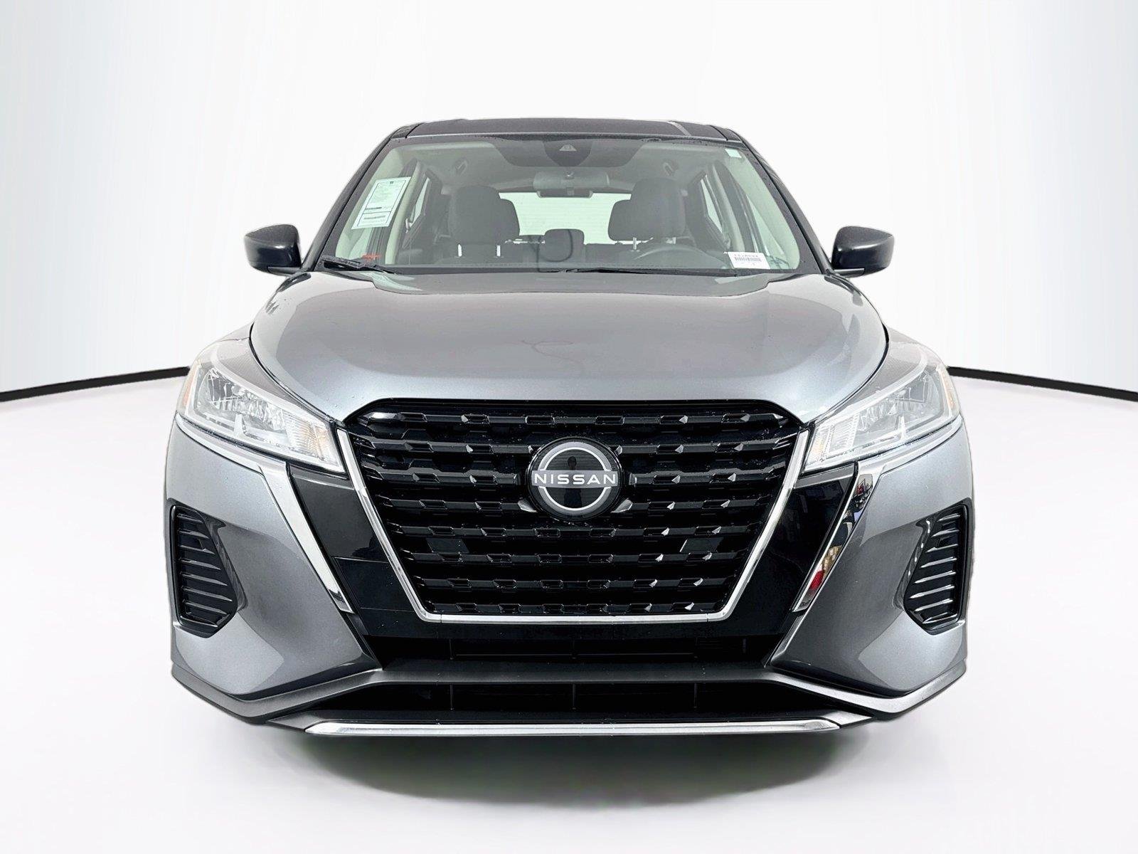 Used 2024 Gun Metallic Nissan S image 7