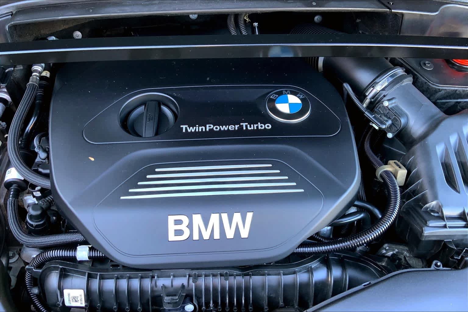 Used 2019 Black Sapphire Metallic BMW xDrive28i image 29
