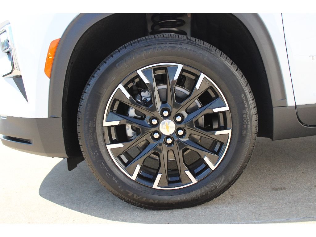 2026 Chevrolet Traverse LT - Photo 14