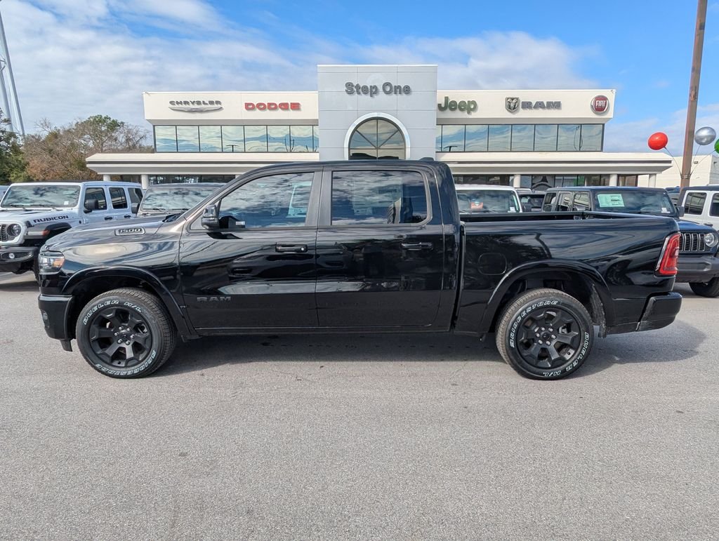 New 2026 Diamond Black Crystal Pearl-Coat Exterior Paint Ram Big Horn/Lone Star image 8