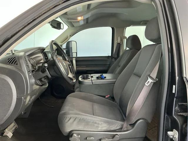Used 2009 Black Chevrolet Work Truck image 9