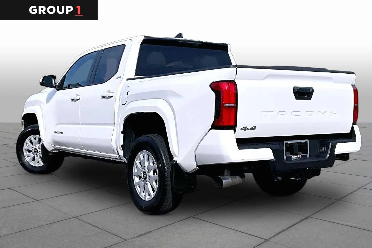 Certified Used 2025 Ice Cap Toyota SR5 image 11