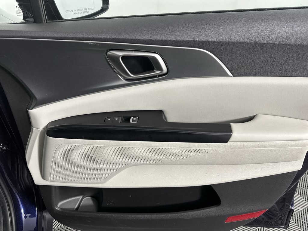 Used 2023 Blue Kia LX Seat Package image 14