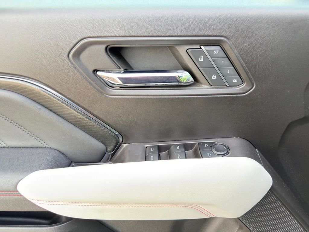 2024 GMC Canyon AT4X - Photo 23