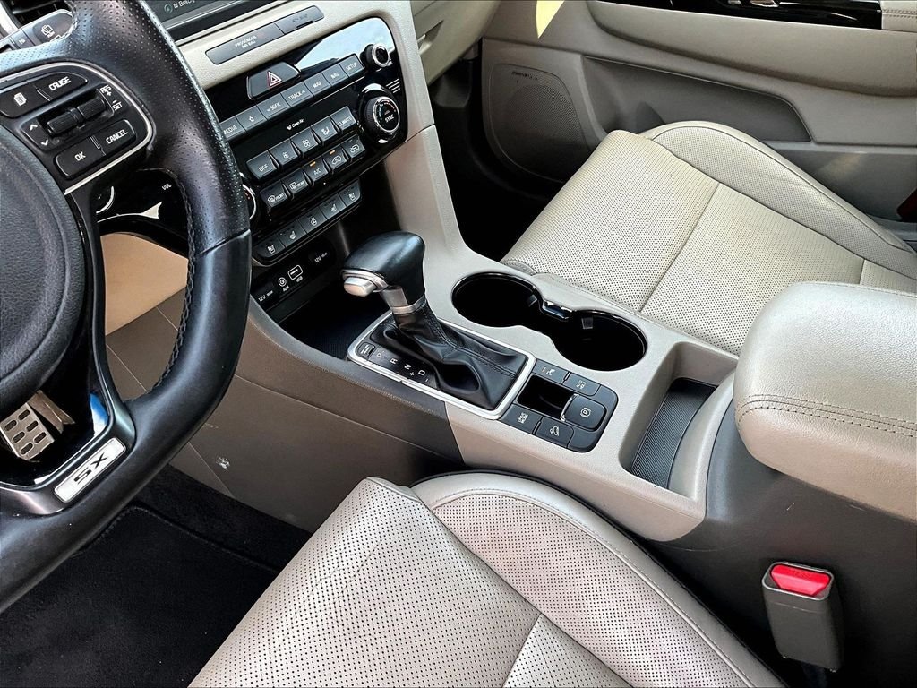 Used 2019 Silver Kia SX image 22
