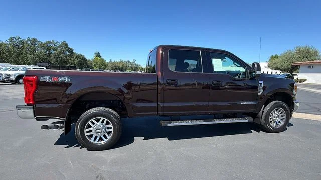 Used 2018  Ford  image 3