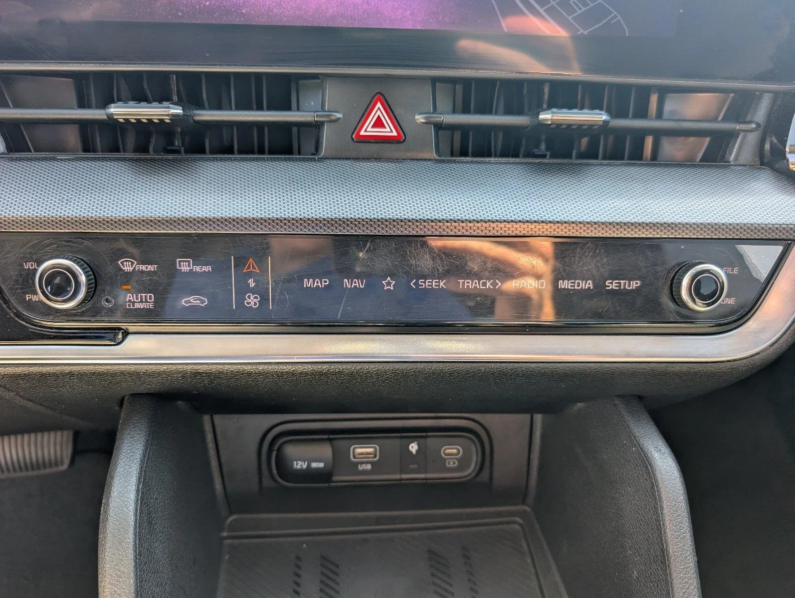 Used 2025 Wolf Gray Kia SX-Prestige image 19