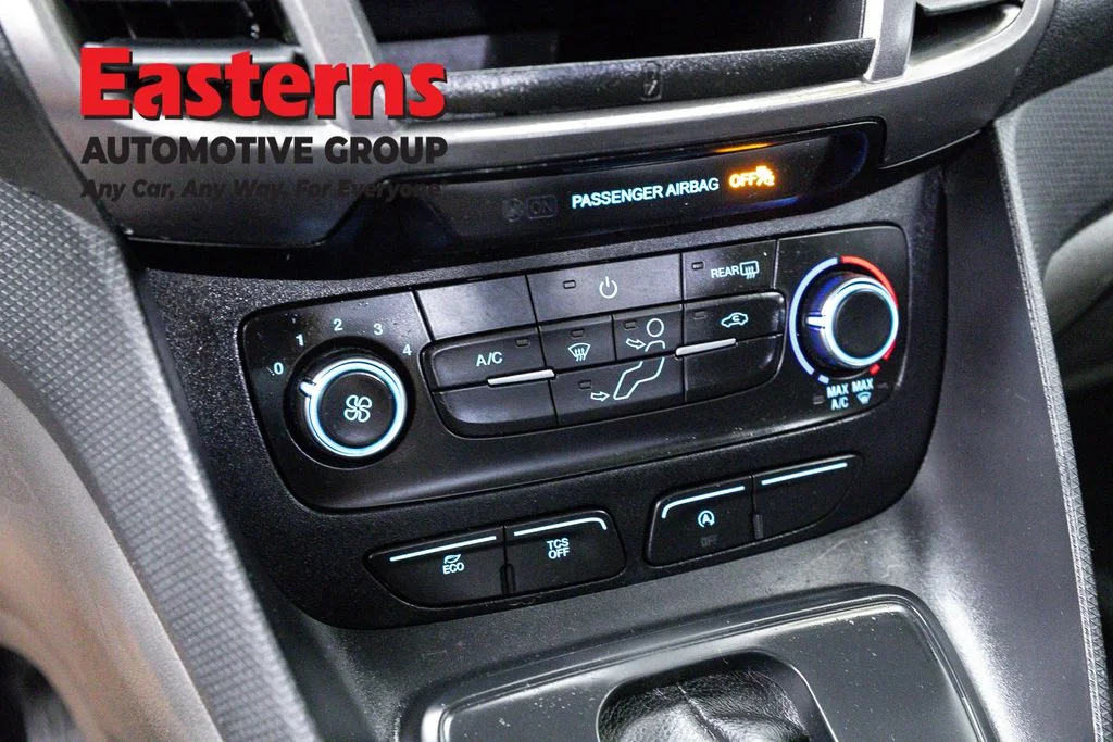 Used 2022 White Ford XLT image 19
