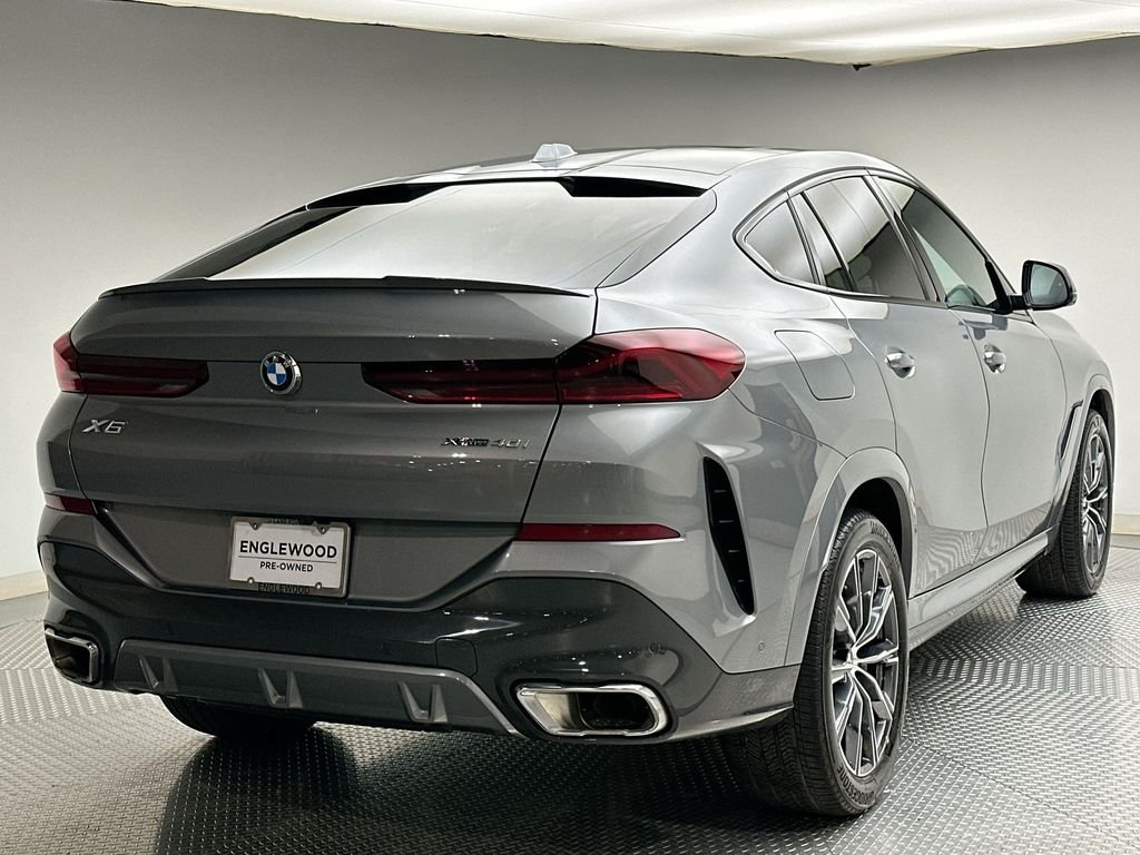 Used 2024 Gray Metallic BMW xDrive40i image 13