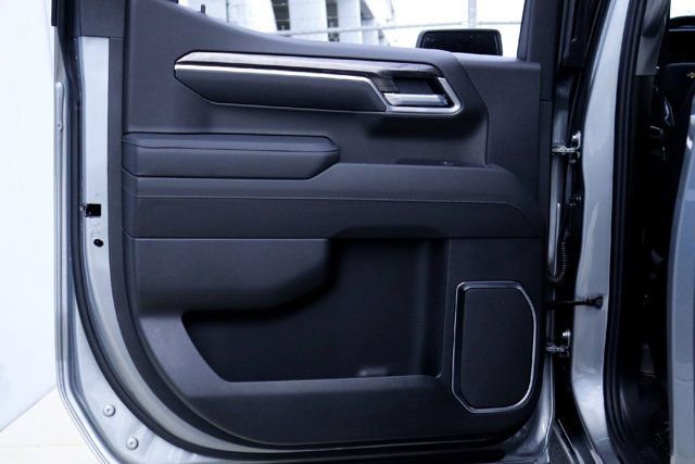 2026 Chevrolet Silverado 1500 LTZ - Photo 20