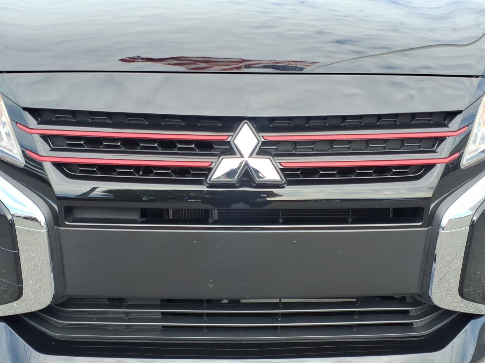 Used 2024 Jet Black Metallic Mitsubishi Black Edition image 13