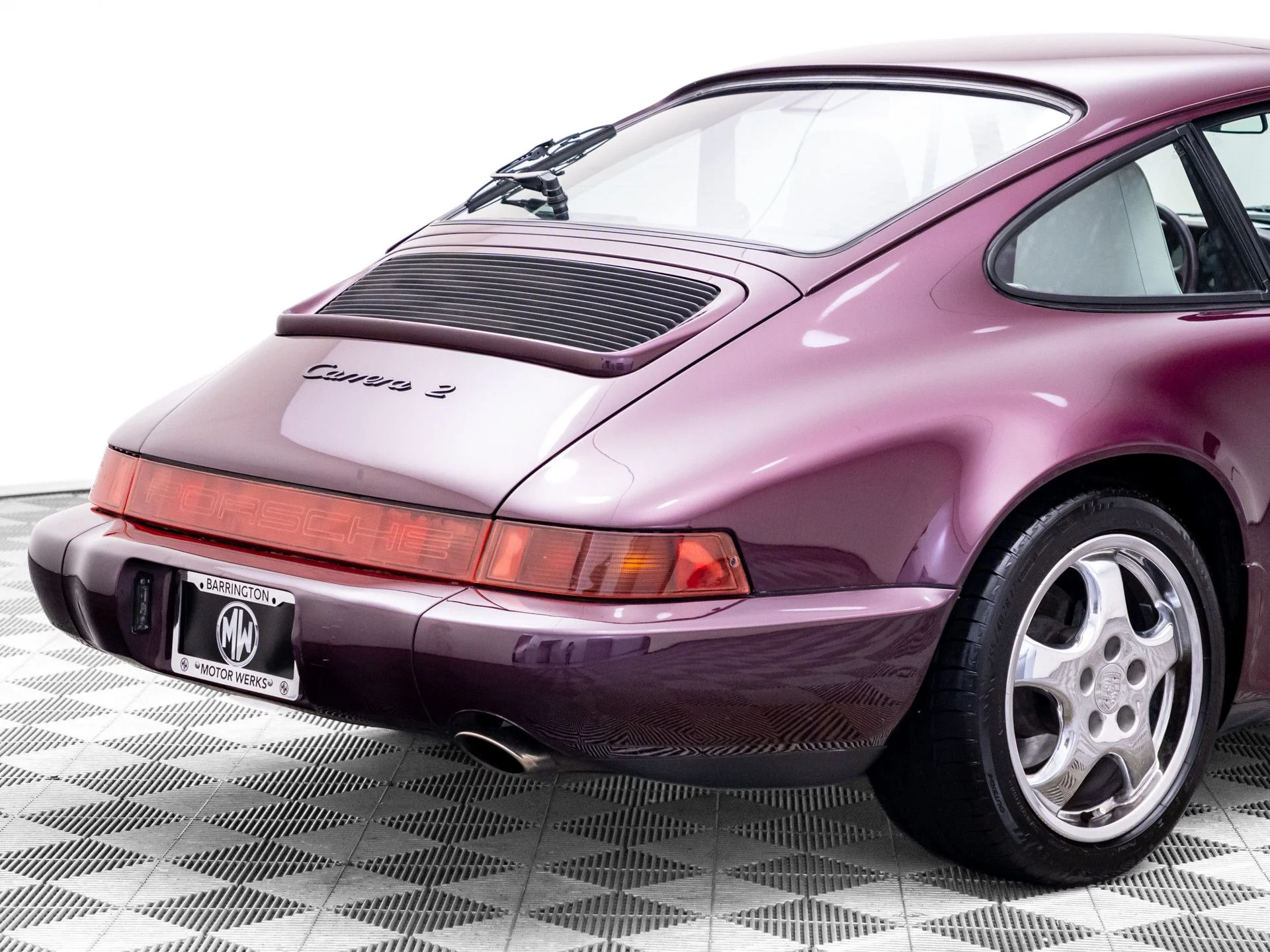 Used 1991  Porsche Carrera image 30