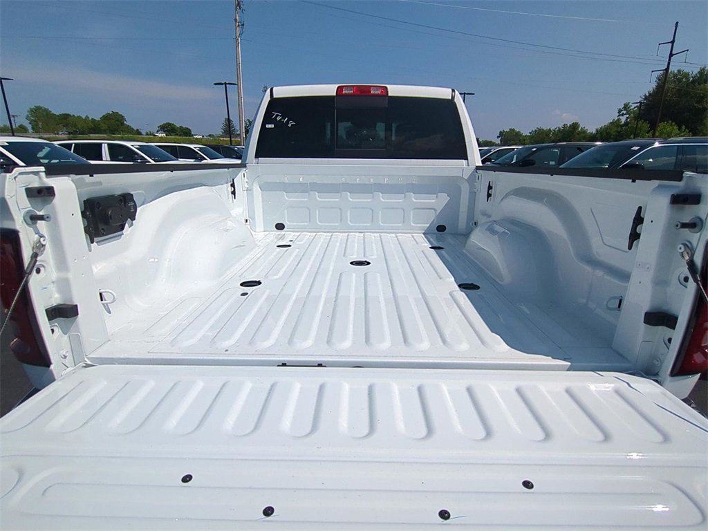 2025 Ram 2500 Tradesman photo 2