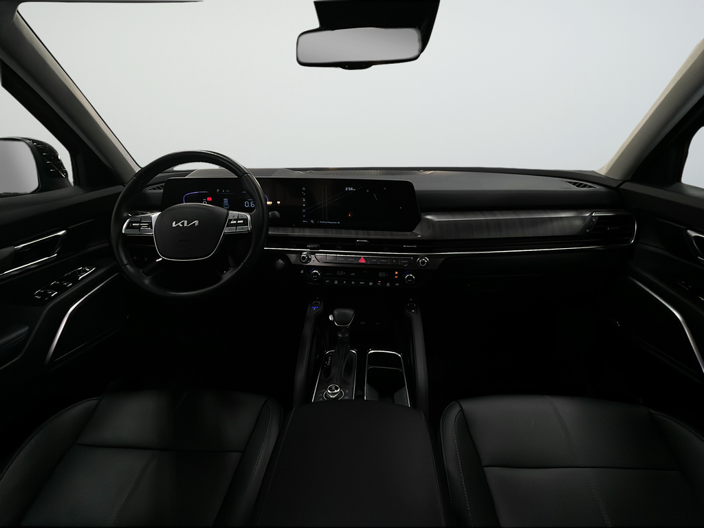 Used 2025 Black Kia EX image 10
