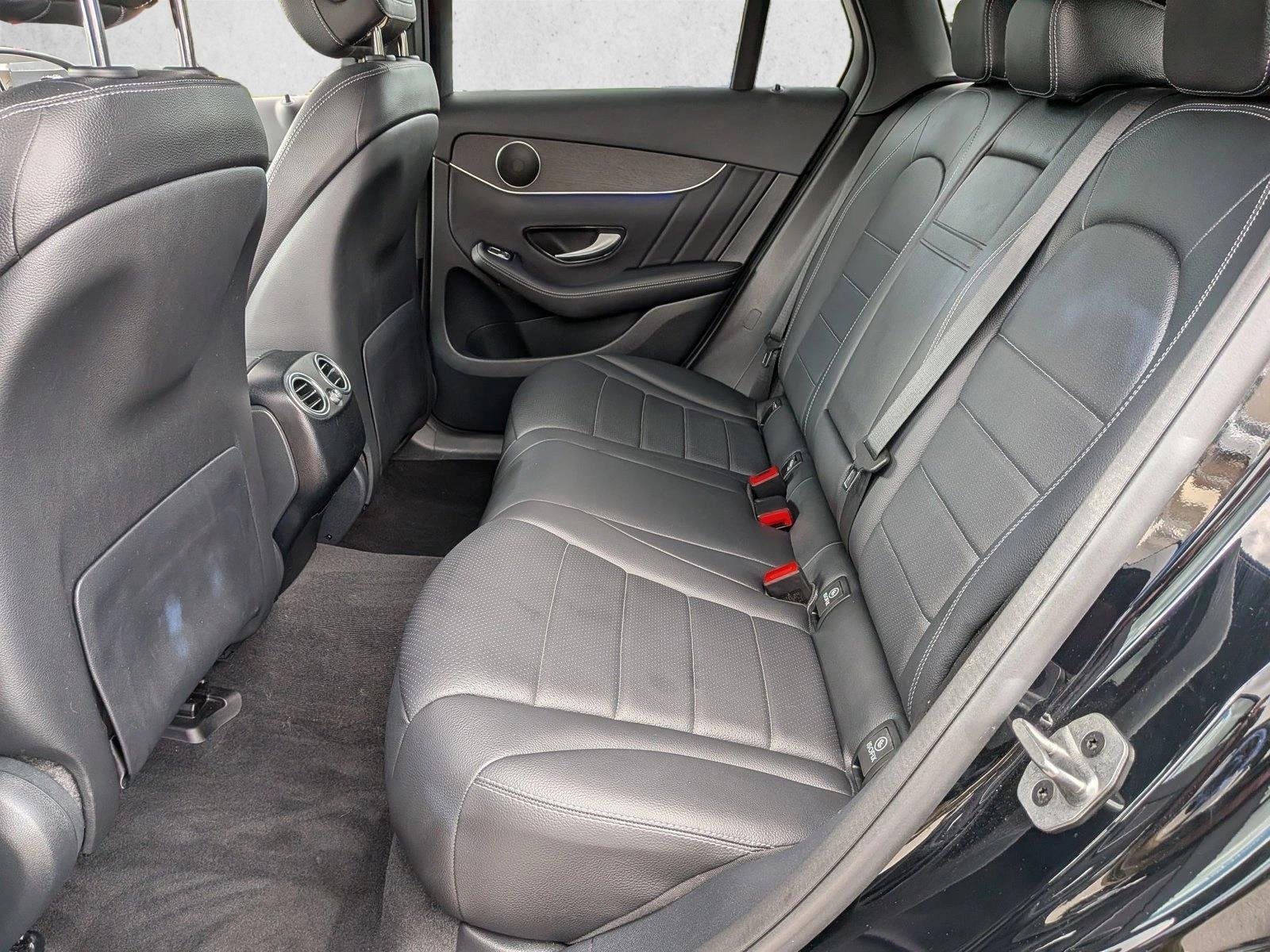 Used 2022 Obsidian Black Metallic Mercedes-Benz GLC 300 image 21