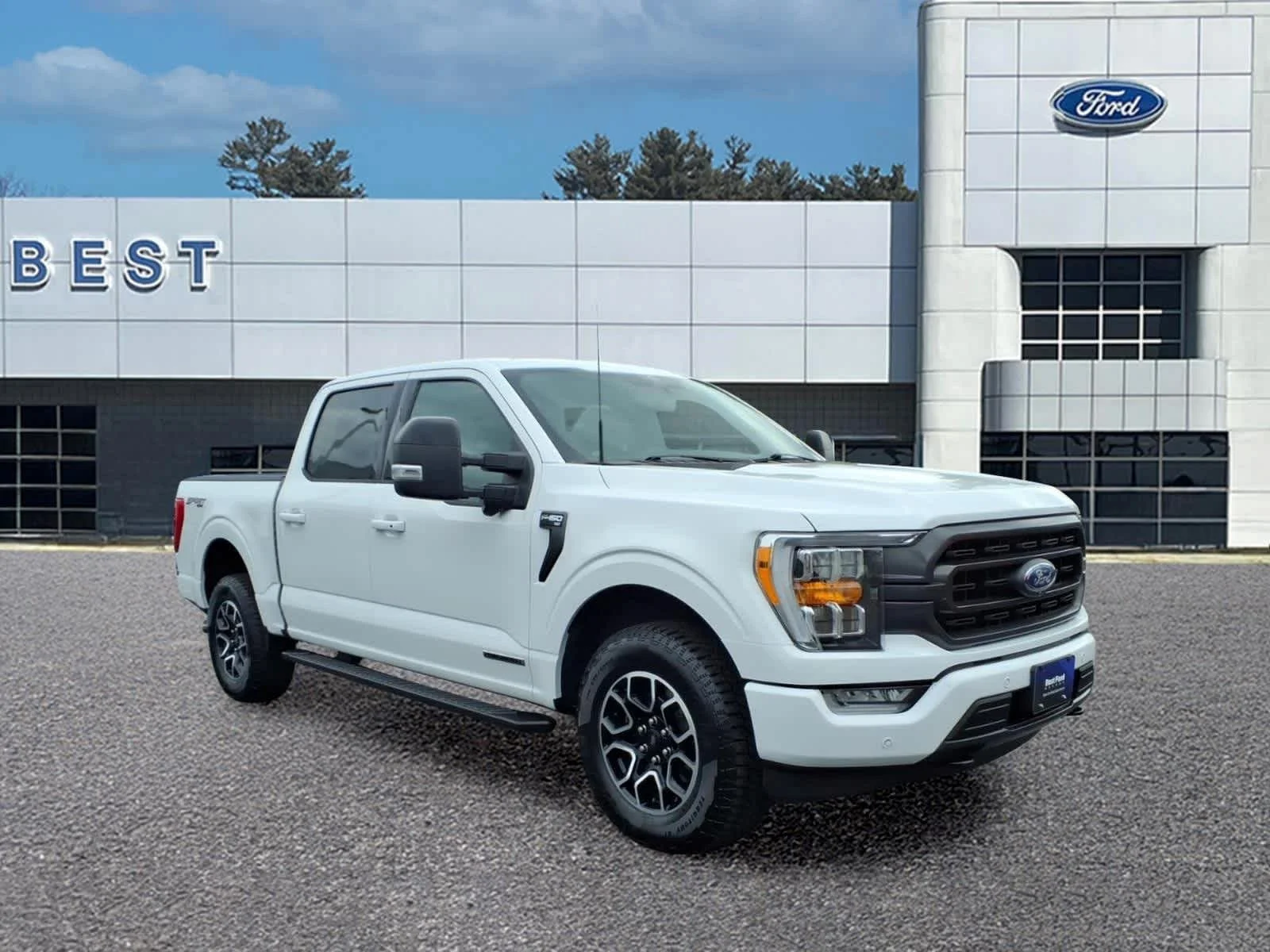 Used 2022 Oxford White Ford XLT image 9