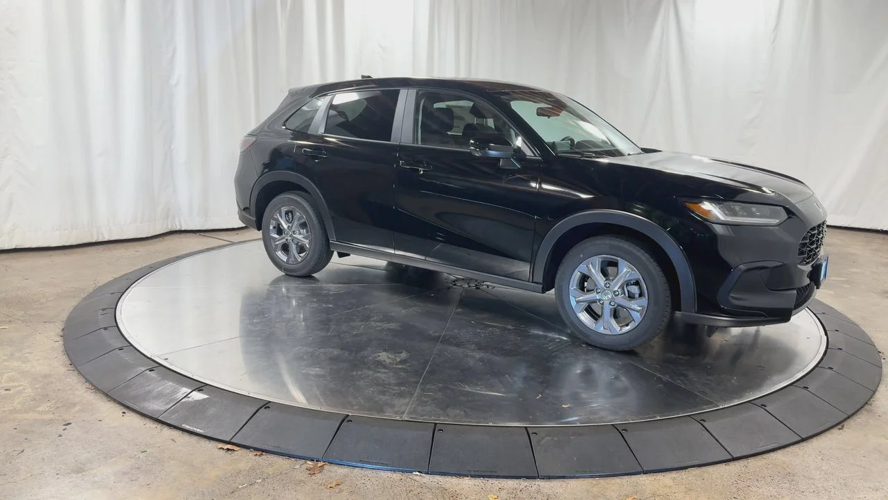 New 2027 Crystal Black Pearl Honda LX image 2