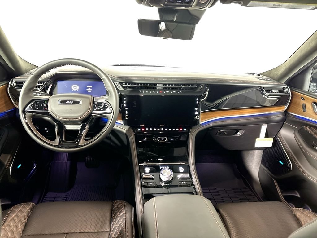 New 2026 Fathom Blue Pearl-Coat Exterior Paint Jeep Summit image 12