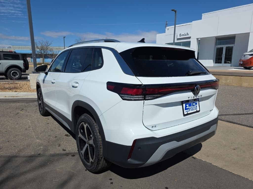 New 2026 Pure White Volkswagen 2.0T SE image 3