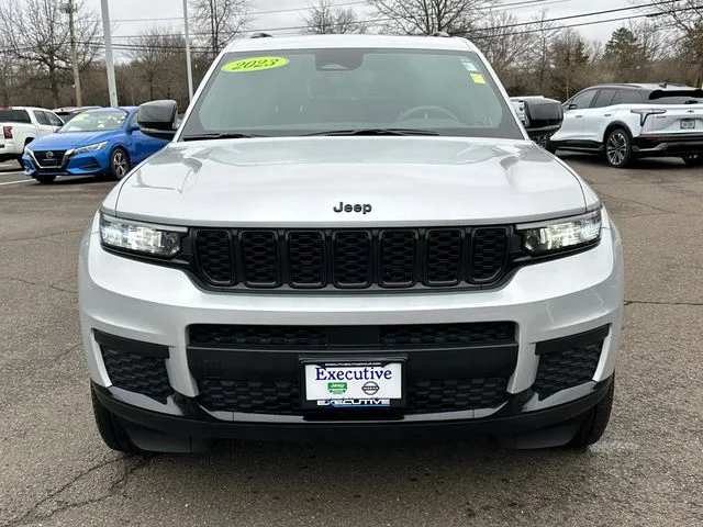 Certified Used 2023 Silver Jeep Altitude image 6