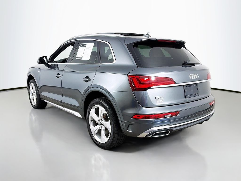 Used 2023 Daytona Gray Pearl Effect Audi S line Premium Plus image 5