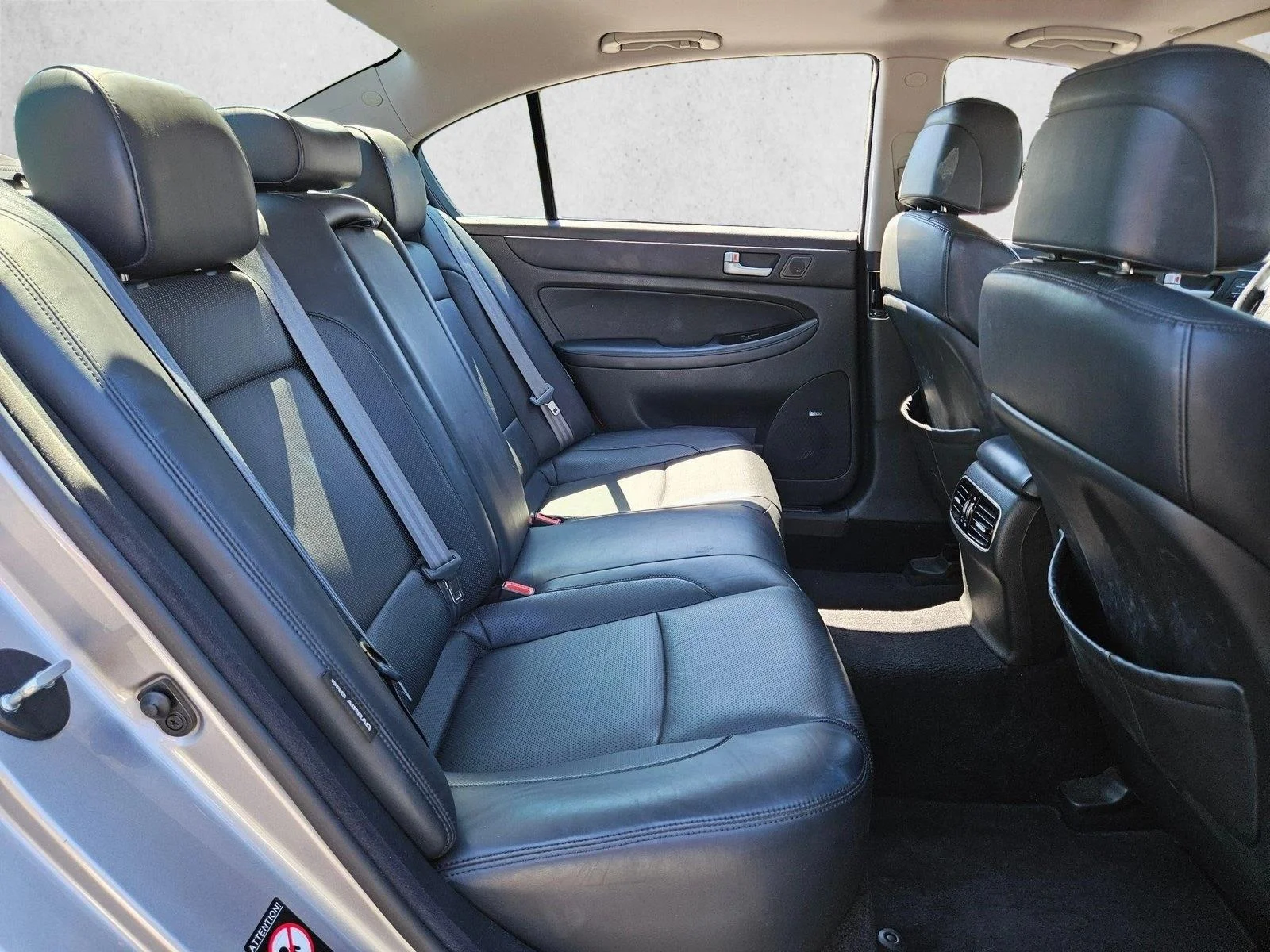 Used 2013 Titanium Gray Metallic Hyundai 3.8L image 20