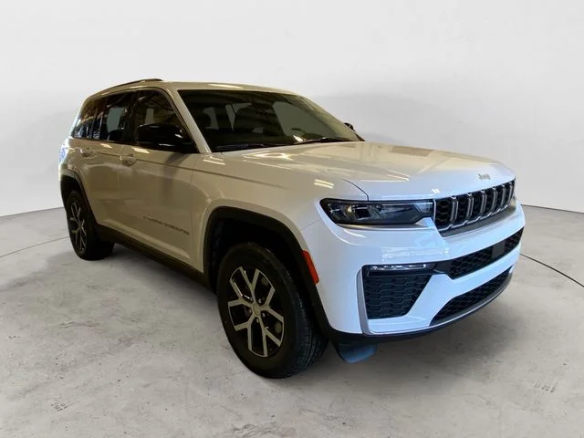 New 2026 White Jeep Limited image 8