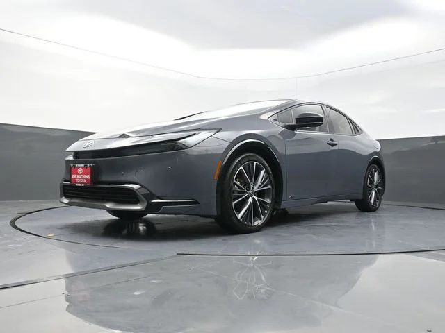 Used 2024 Gray Toyota XLE image 33