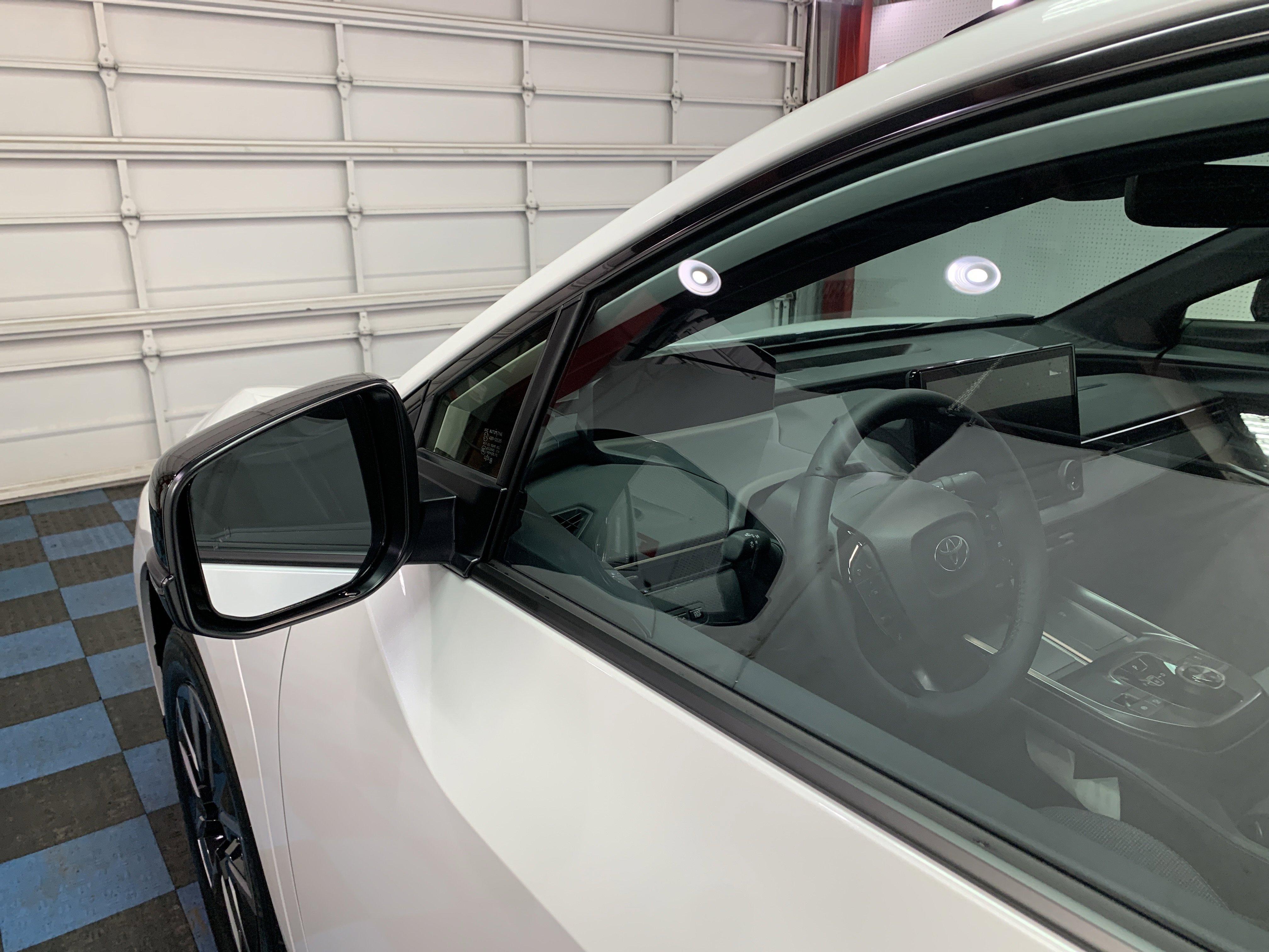 2026 Toyota bZ XLE - Photo 8