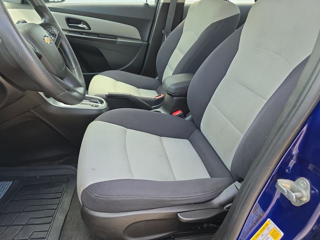 Used 2013 Blue Chevrolet LS image 20