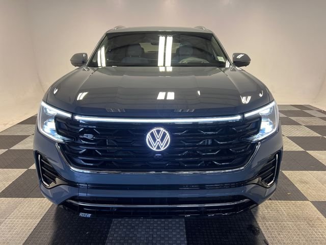 New 2026 Gray Volkswagen 2.0T SEL Premium R-Line image 2