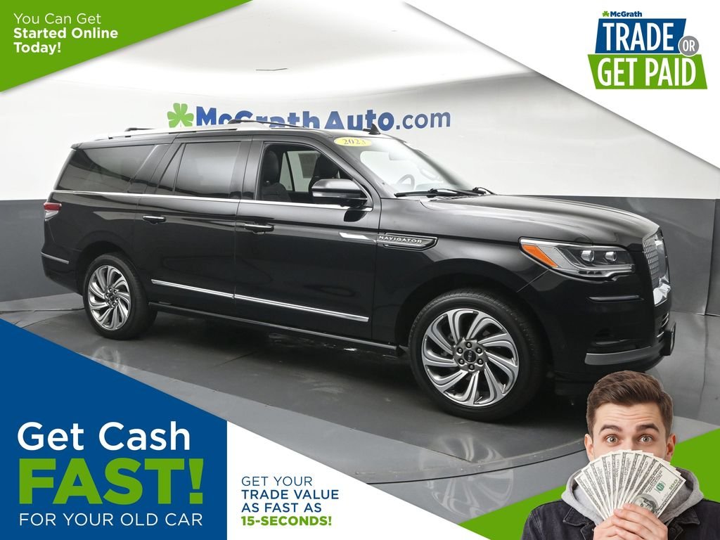 Used 2023 Black Lincoln Reserve image 1