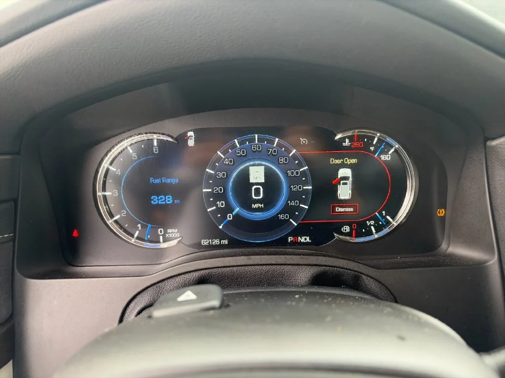 Used 2020 White Cadillac Premium Luxury image 33