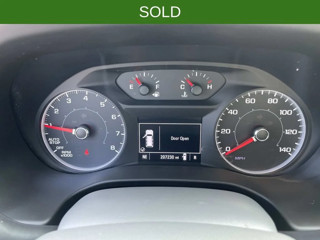 Used 2019 RED QUARTZ TINTCOAT GMC SLE image 25