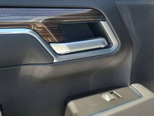 New 2026 Summit White Chevrolet LT image 9