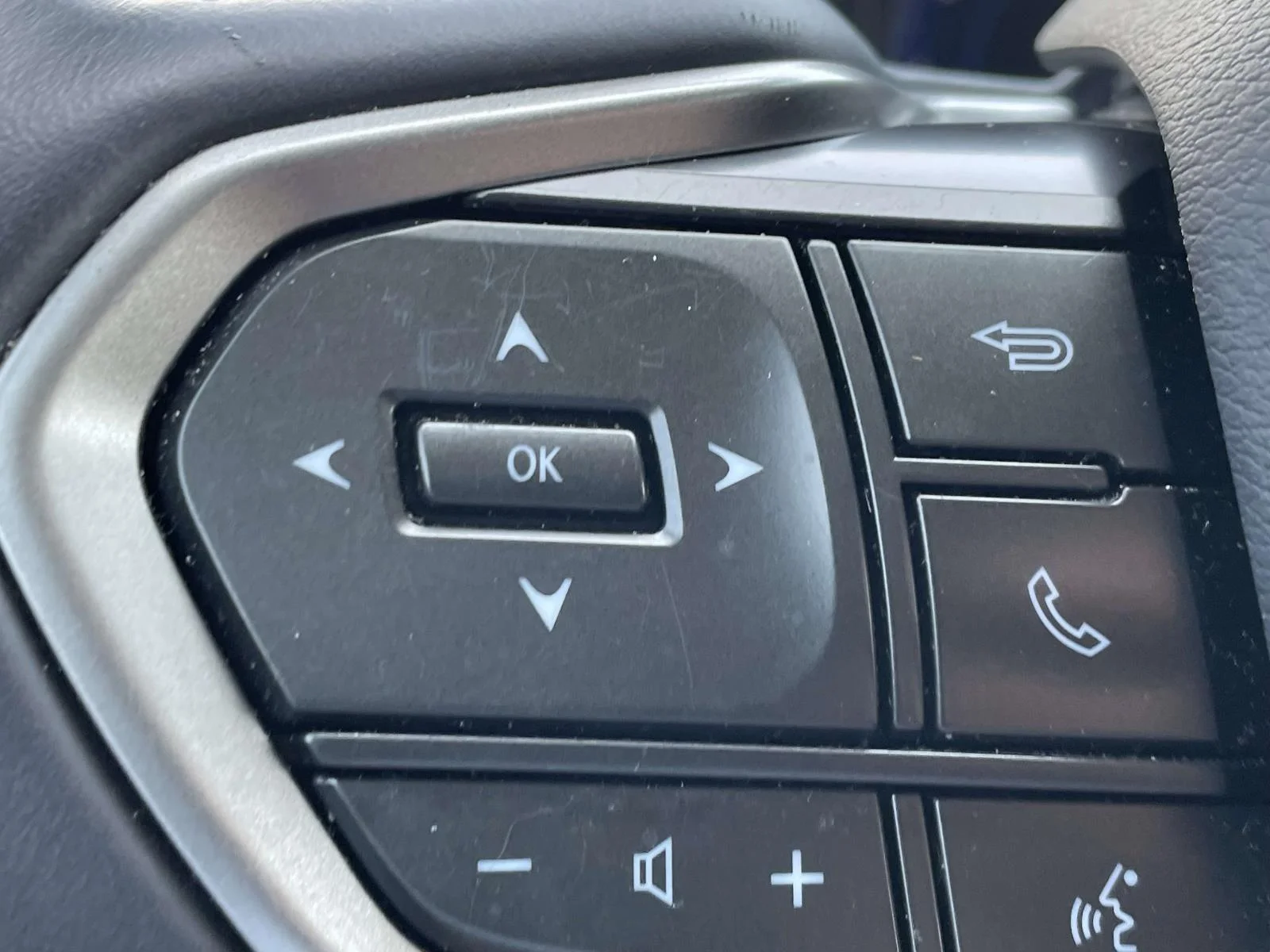 Used 2023 Black Lexus Premium image 30