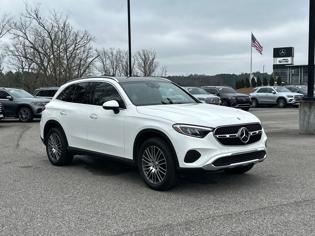 2025 Mercedes-Benz GLC