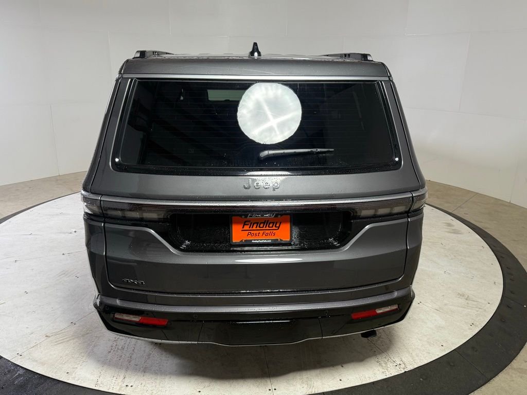 New 2026 Baltic-Gray Metallic Clear-Coat Exterior Paint Jeep  image 6
