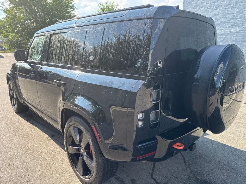 Used 2024 Black Land Rover X image 3