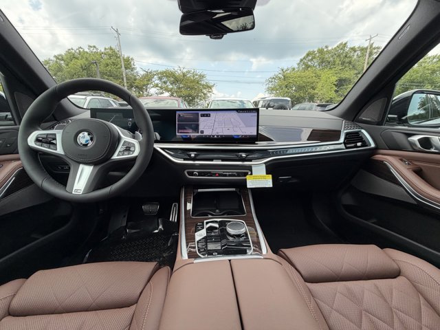 New 2026 Mineral White Metallic BMW xDrive40i image 17
