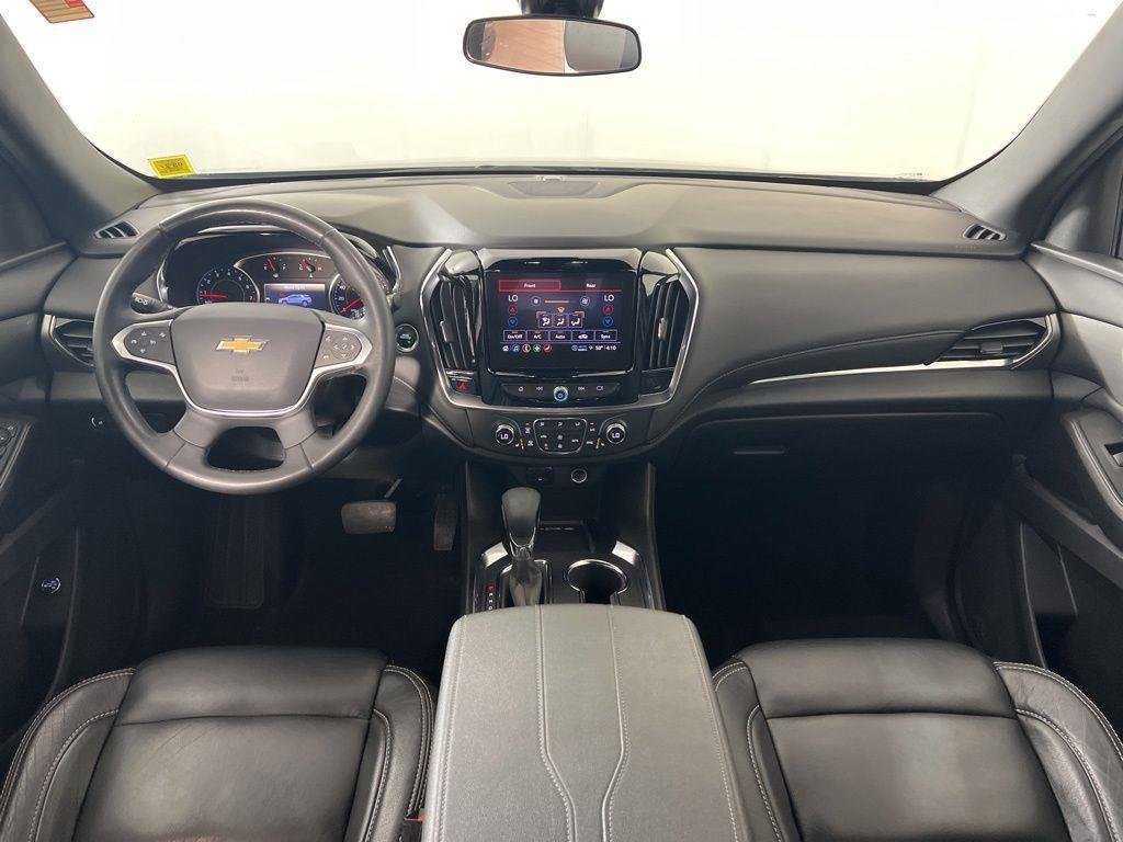 Used 2023 Silver Sage Chevrolet LT image 20
