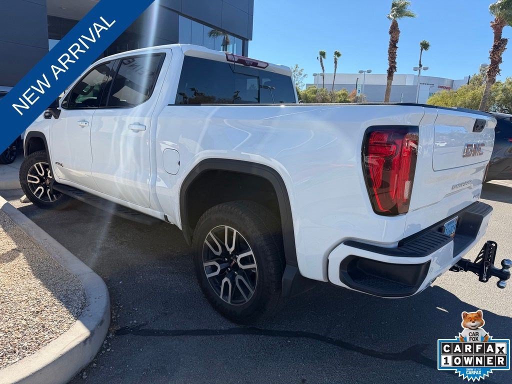 Used 2025 Summit White GMC AT4 image 4