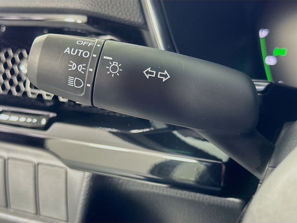 New 2026 Platinum White Pearl Honda Sport Touring image 17